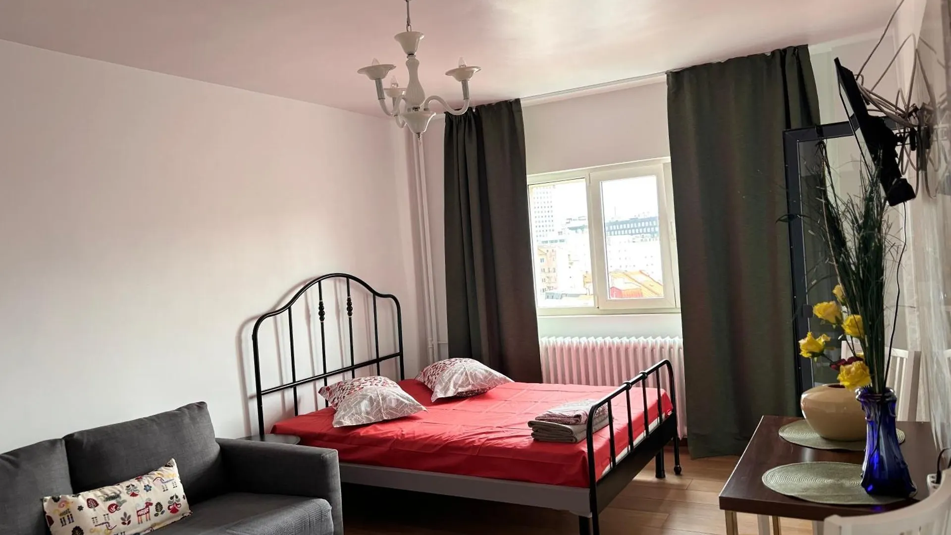 Apartment Piata Victoriei Studio Sanad Bucharest